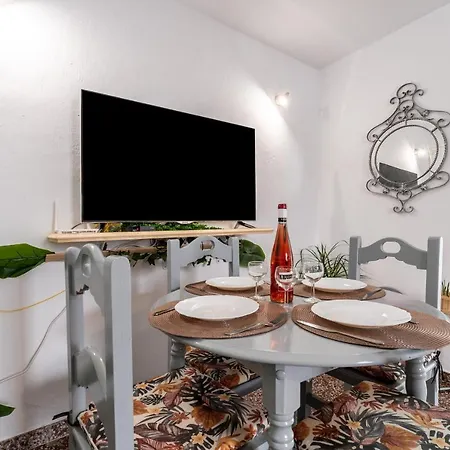 Tropical, Casita Tipica Mijas